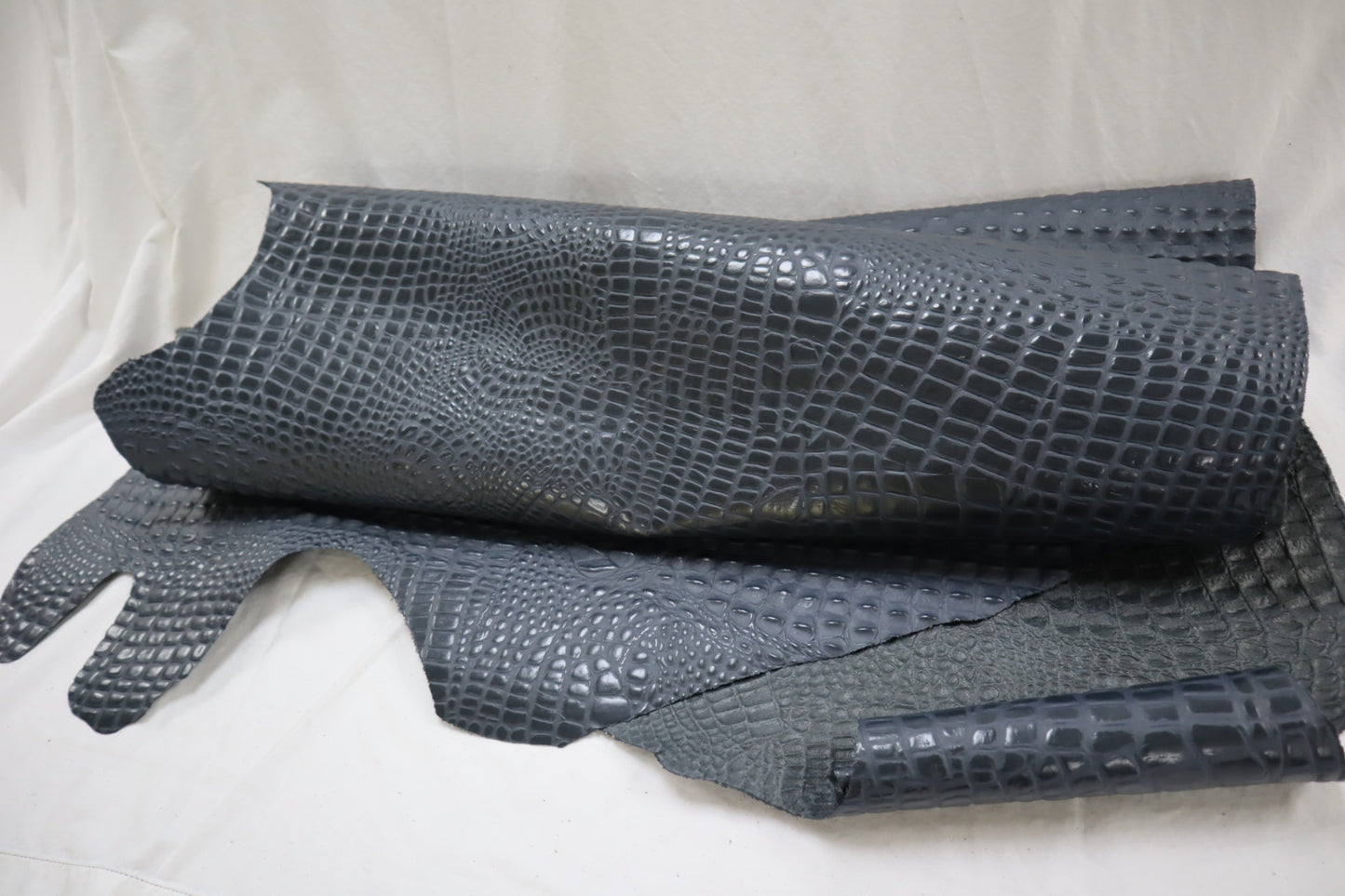 FL Croco (Half Hide)