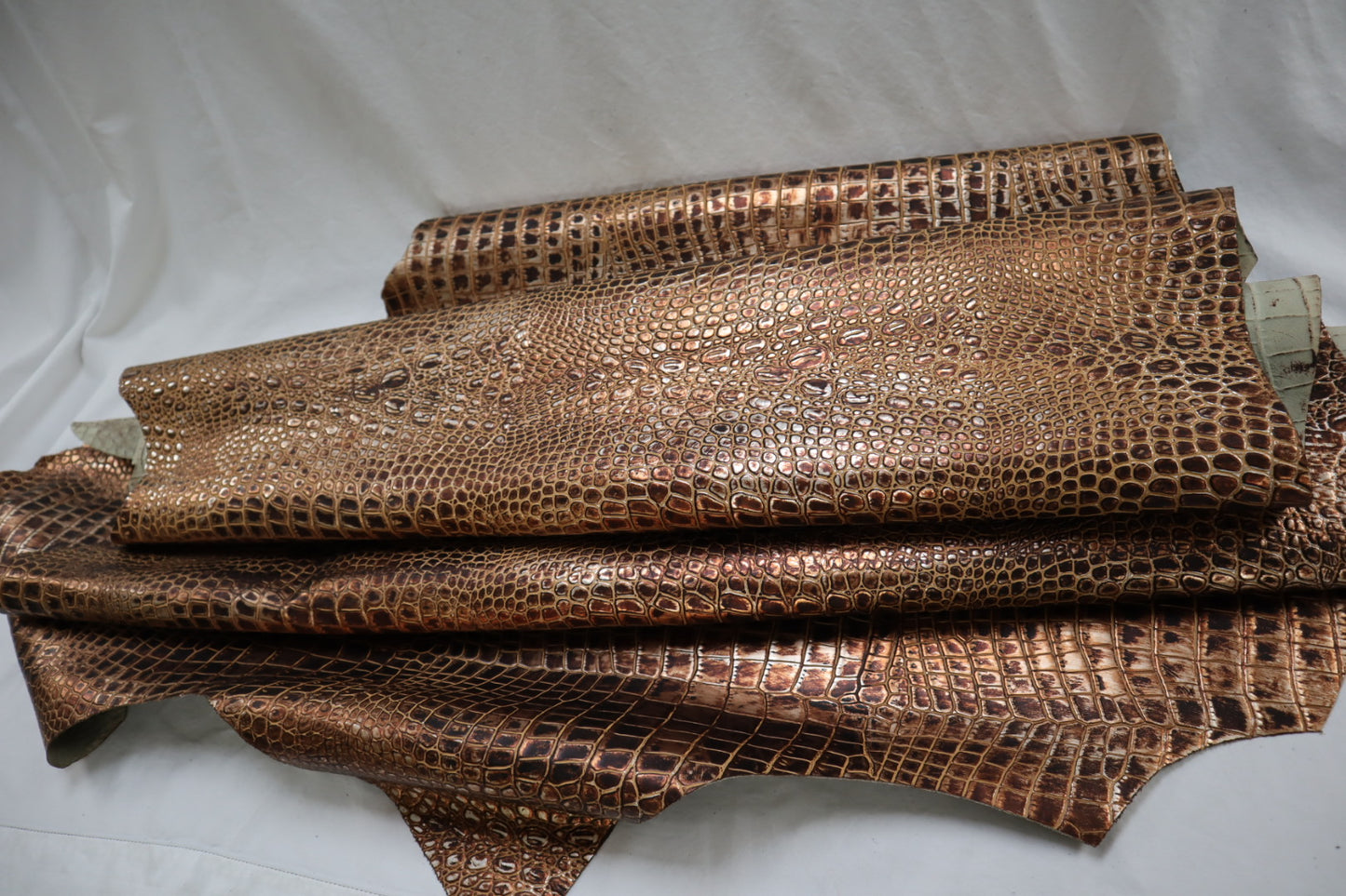 Deep Croco Two Tone