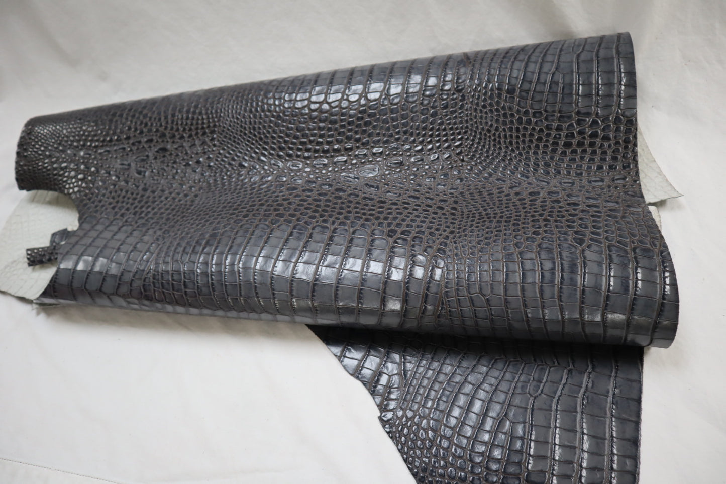 Deep Croco Two Tone