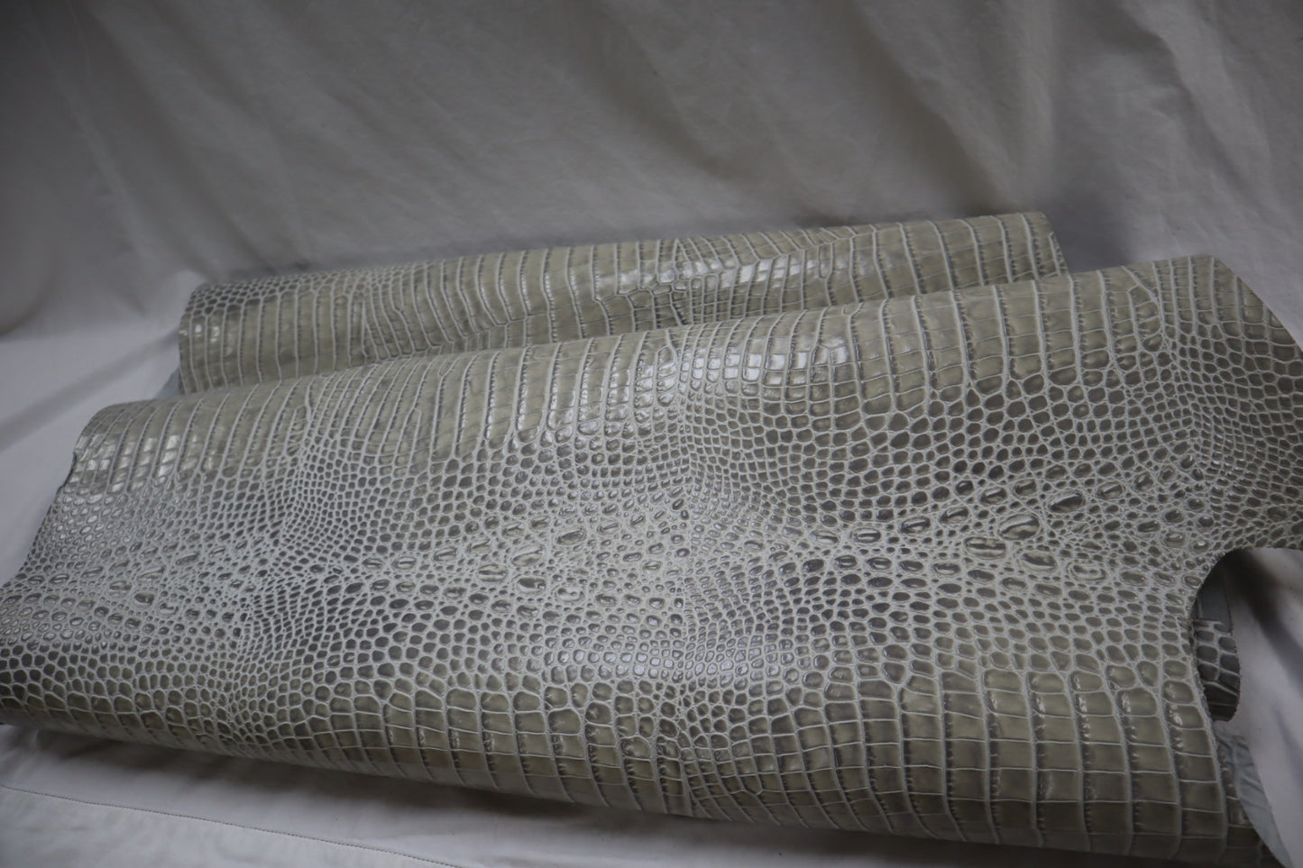 Deep Croco Two Tone